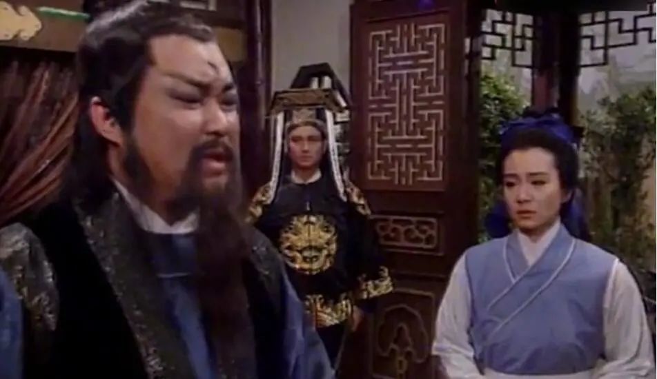 年轻人盘串烧香，包青天的看法比专家高明多了！