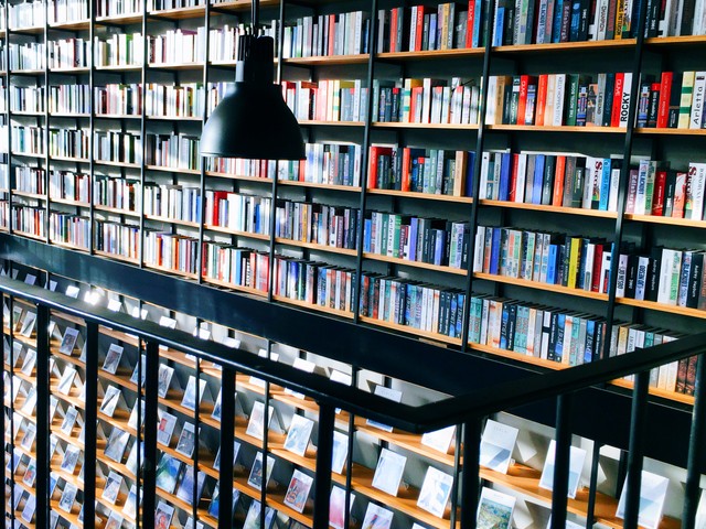 学ui设计的书籍,学设计必看的剧