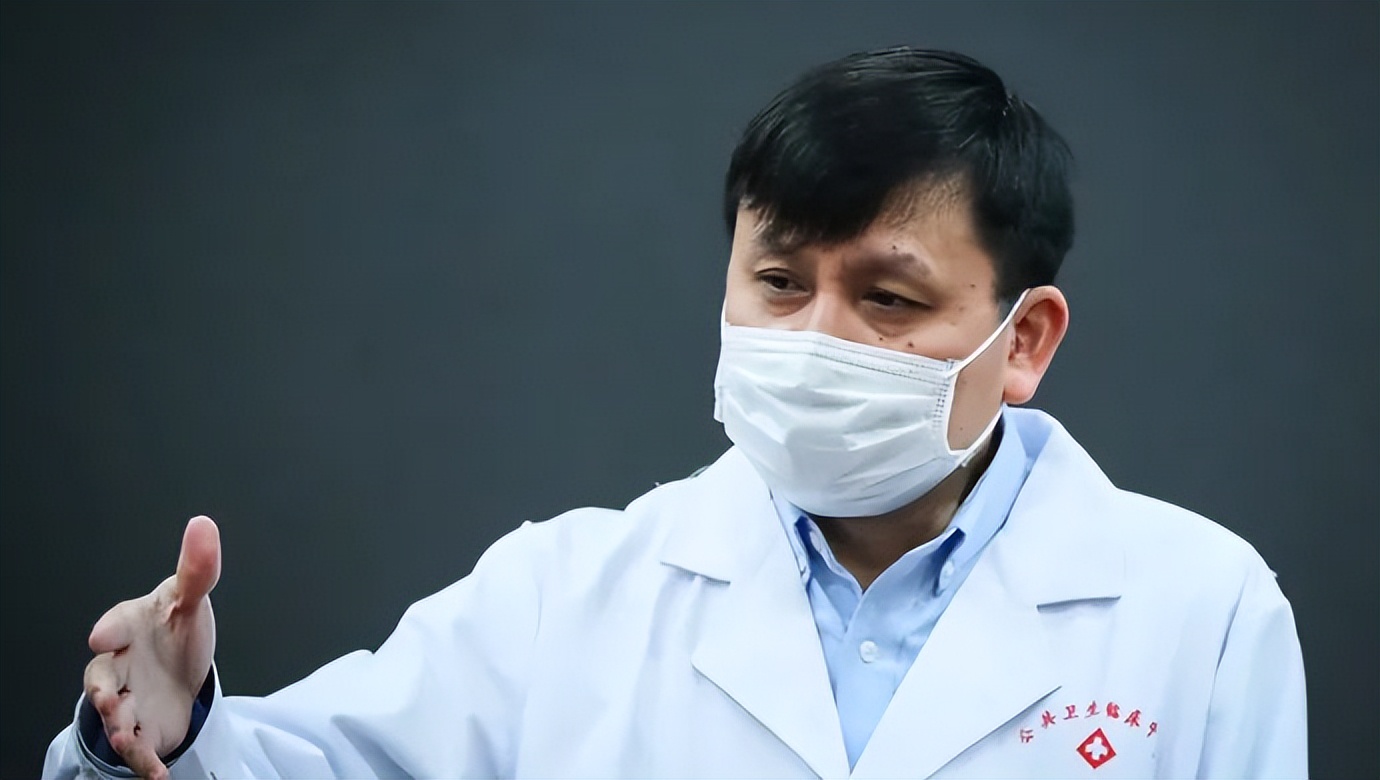 张文宏医生说口罩还要戴多久,张文宏医生谈口罩的防御作用
