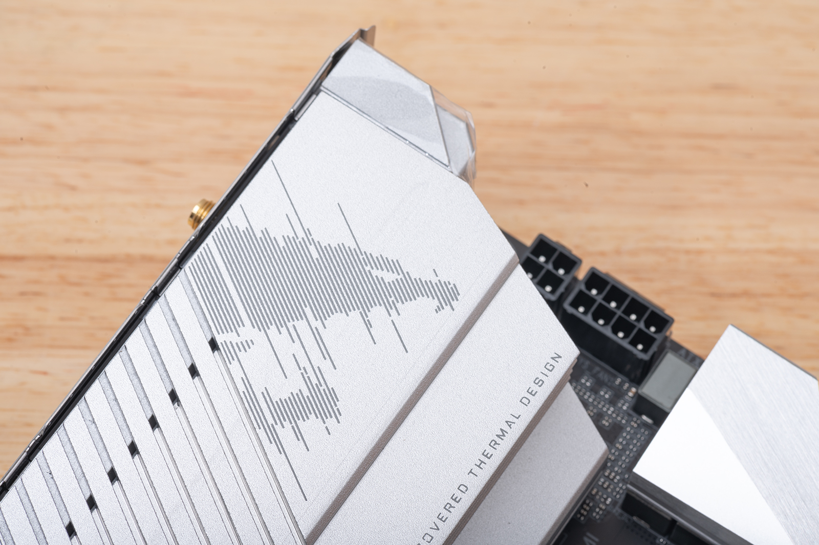 武极商智酷睿13代i5,13代酷睿cpu核显游戏测评