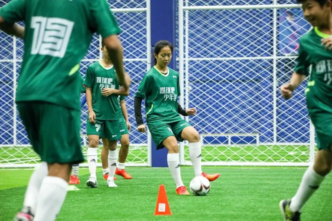 吴桐足球解说,吴桐足球解说视频