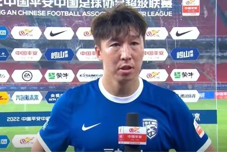 三镇队长疑似封杀！想来泰山被阻止！如今枯坐板凳无球可踢