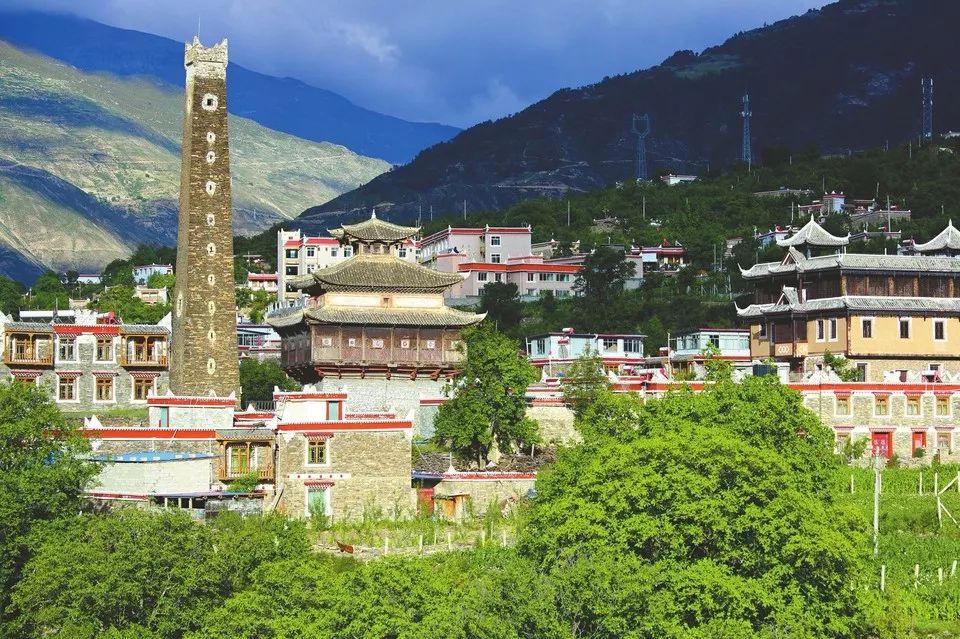 川西阿坝旅游详细攻略地图,川西阿坝旅游攻略三天