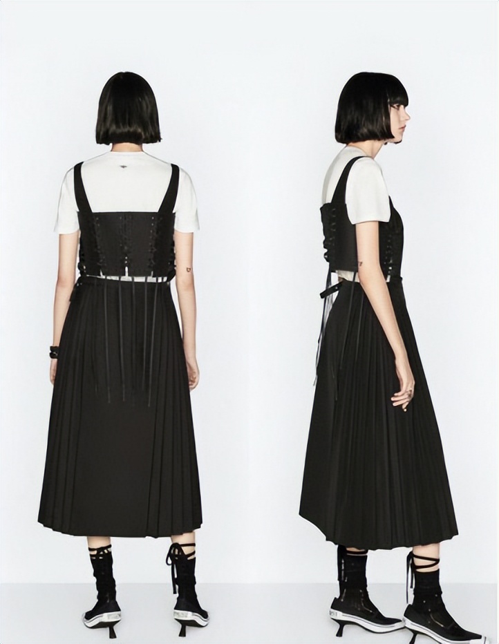 迪奥被指抄袭中国马面裙,迪奥疑抄袭马面裙