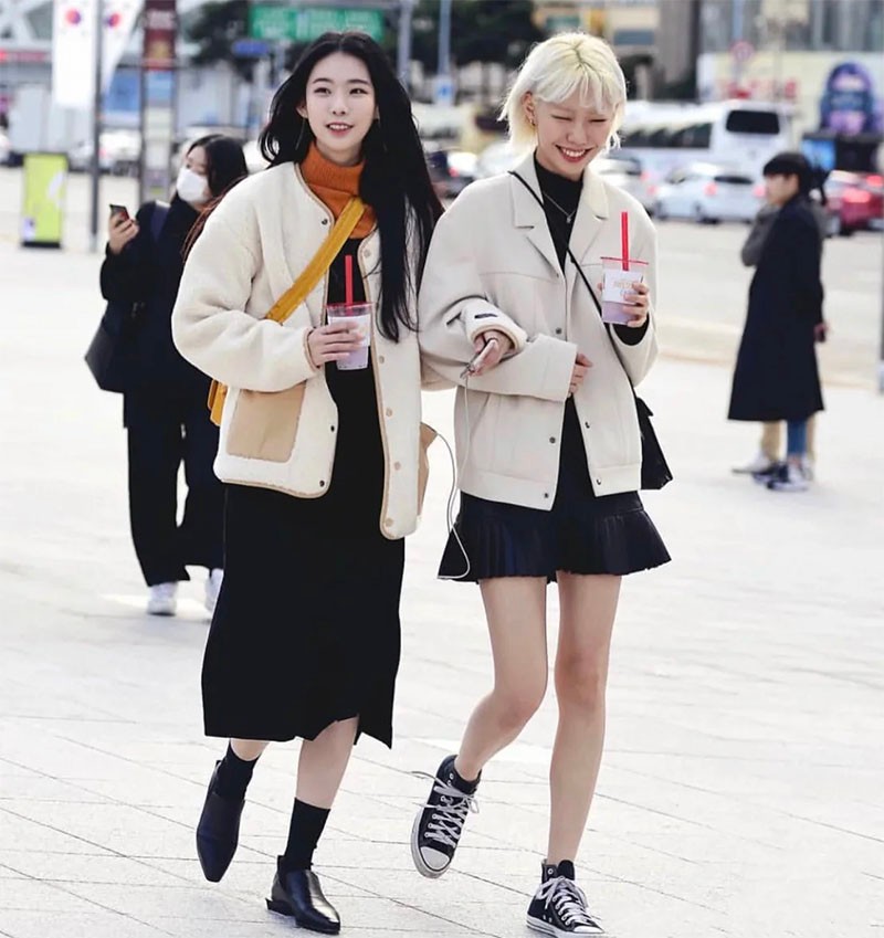 韩国潮鞋穿搭夏季推荐女生,春天穿什么鞋子好看又时尚