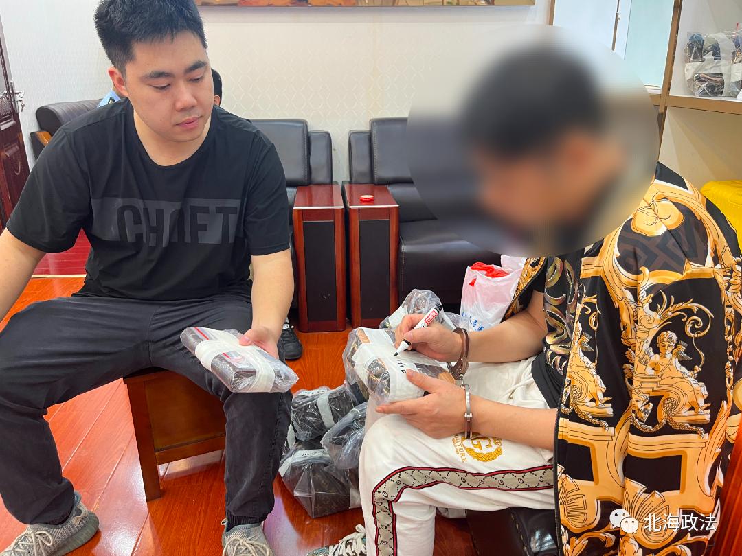 涉嫌销售假冒伪劣产品罪金额21万,公安部查获假冒奢侈品案件