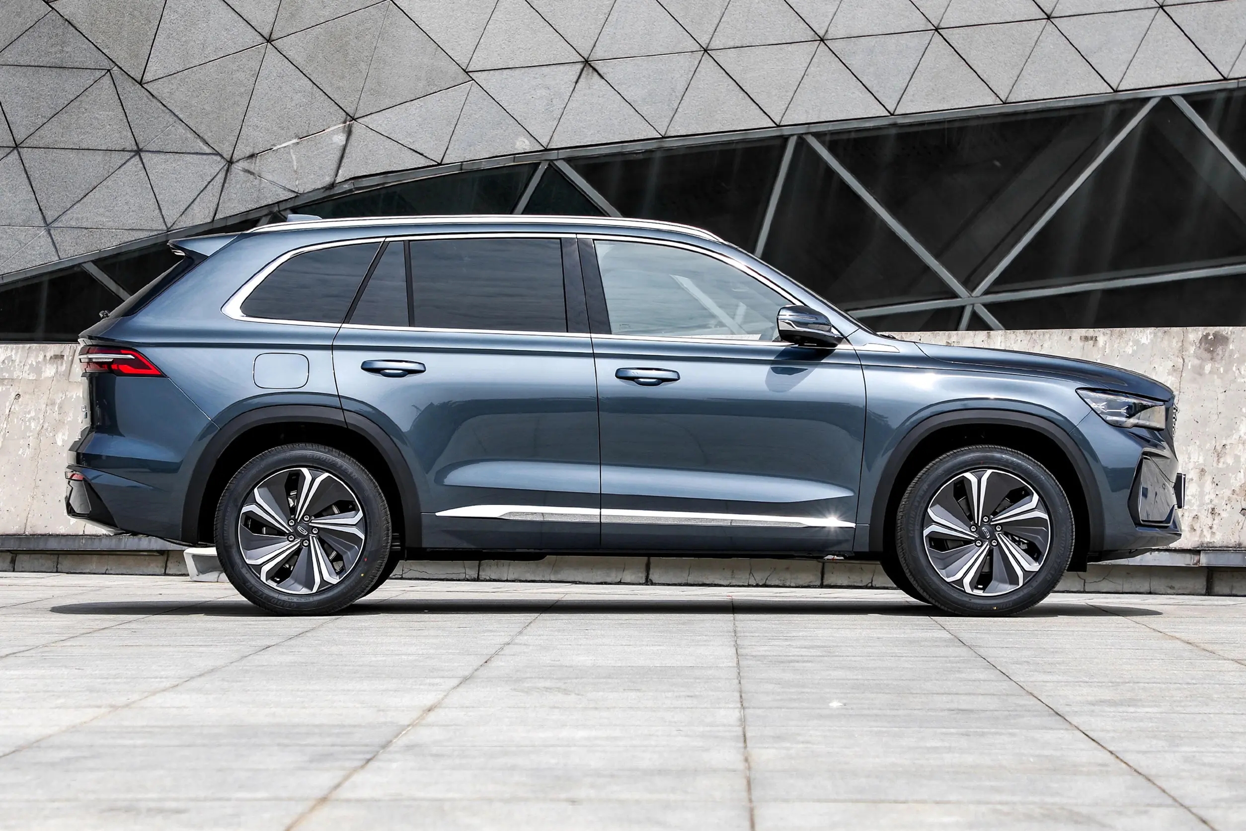 舒适性动力驾驶感比较好的国产suv,特别值得工薪阶层关注的三台suv