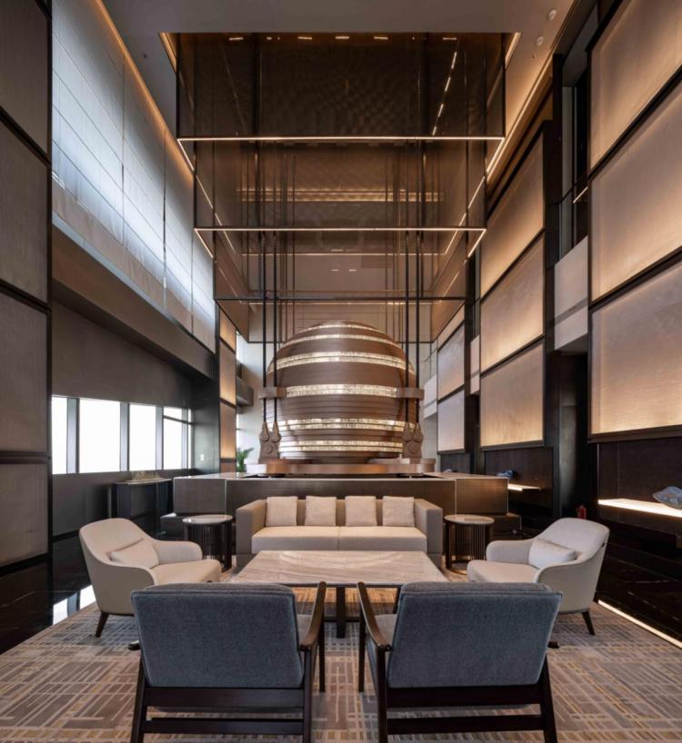 宁彩飞扬——谭晓明谈南京扬子江国际会议中心及酒店艺术品