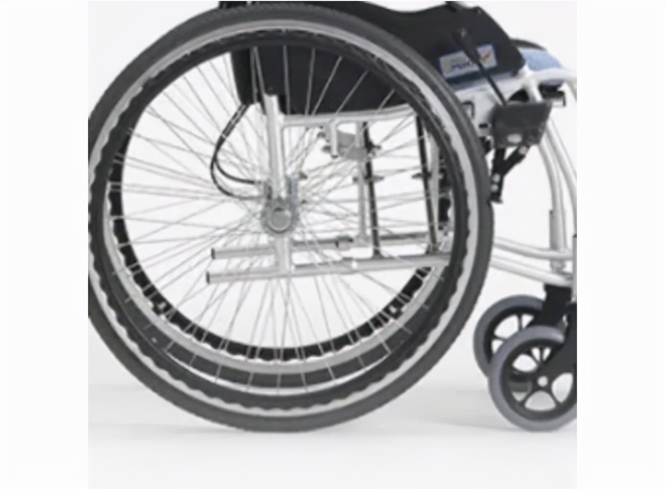 老年人专用轮椅怎么挑选,如何给老人挑选手动轮椅