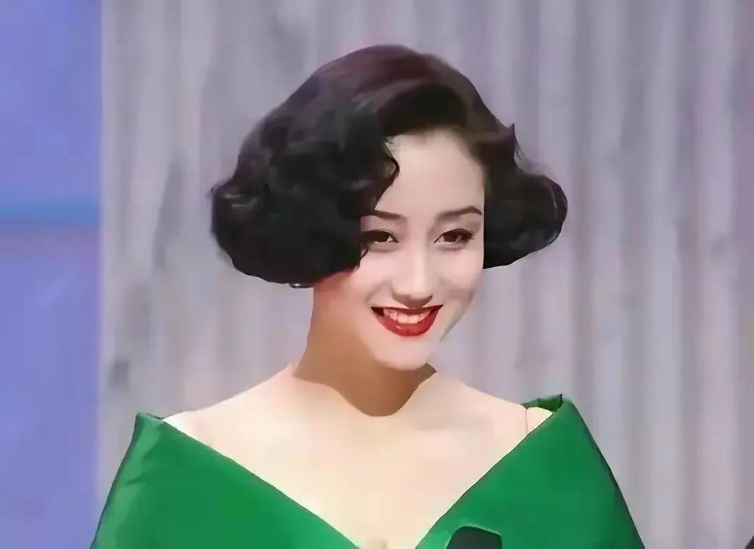 李连杰老了的图片,李连杰近照苍老似老头