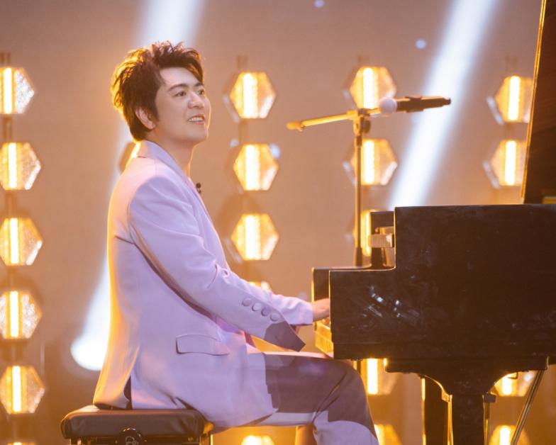 郎朗被骂的经历,郎朗被批评