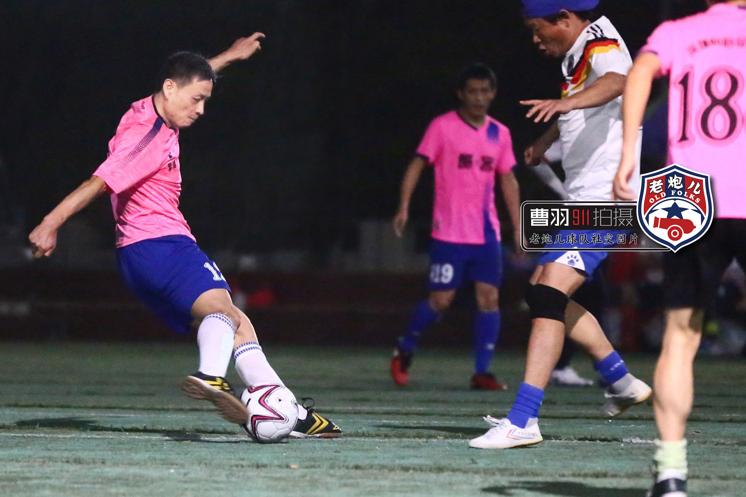 深圳草根足球疫情中砥砺前行深圳60后足球联盟老炮队赛前图片回顾