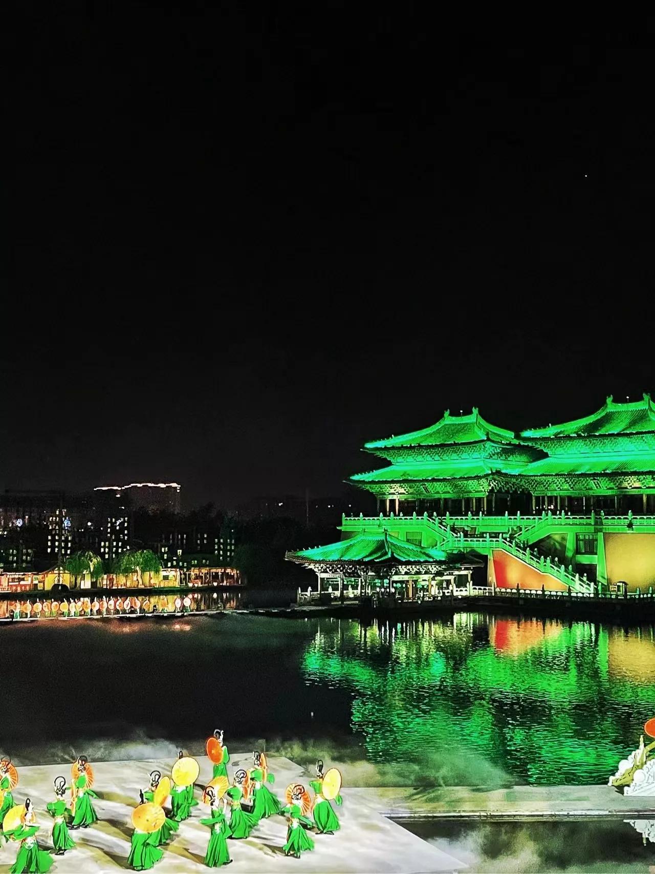 清明上河园古风古韵,一日梦回清明上河园