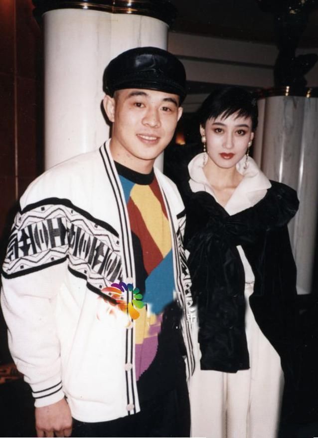 李连杰与利智在美国,李连杰利智洛杉矶结婚现场