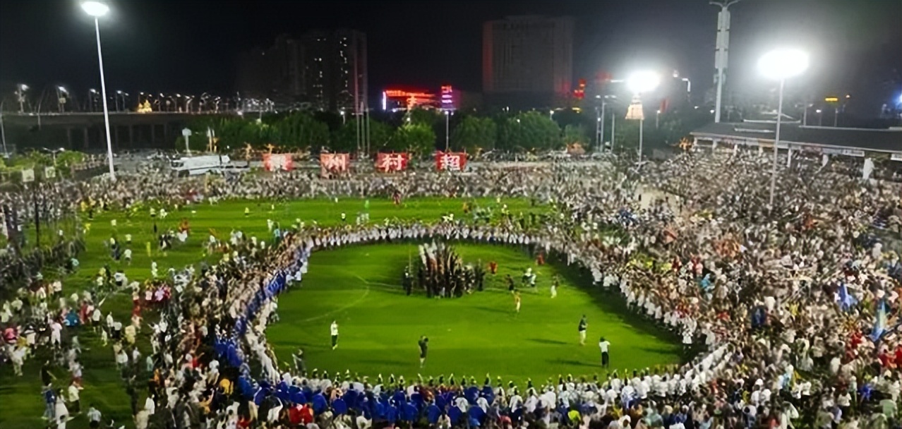 韩乔生解说世界波,贵州村超总决赛韩乔生