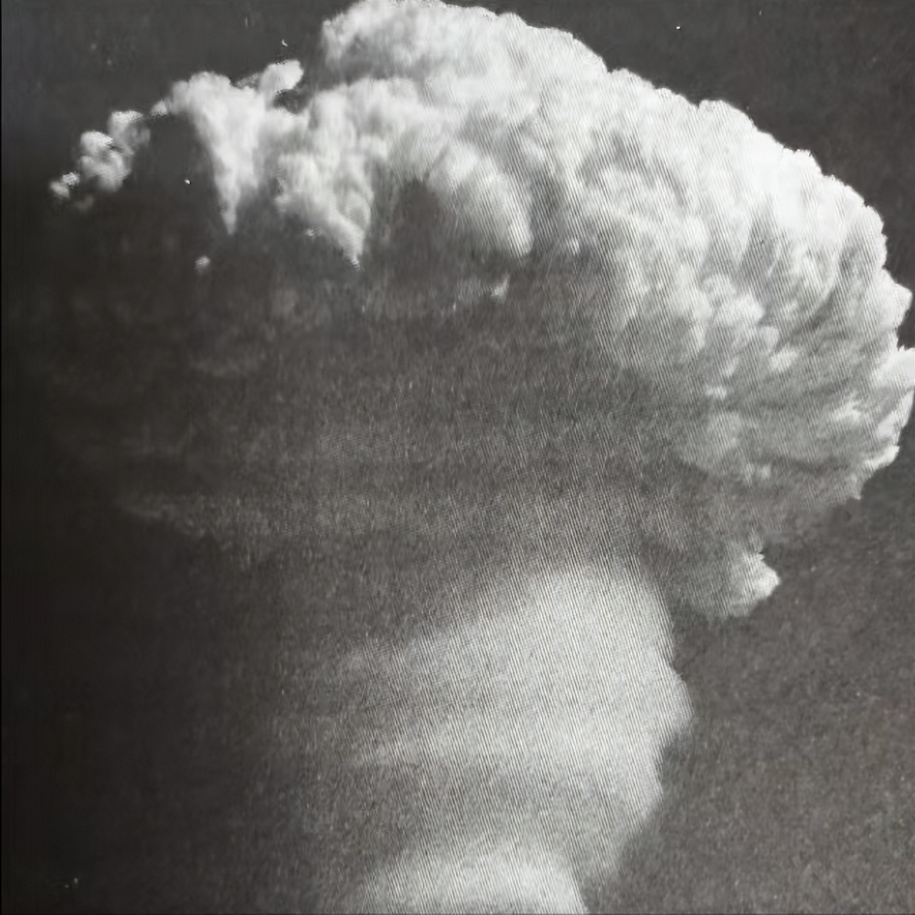 72年尼克松访华，炫耀美国原*弹子**数量，周总理一句话让他哑口无言