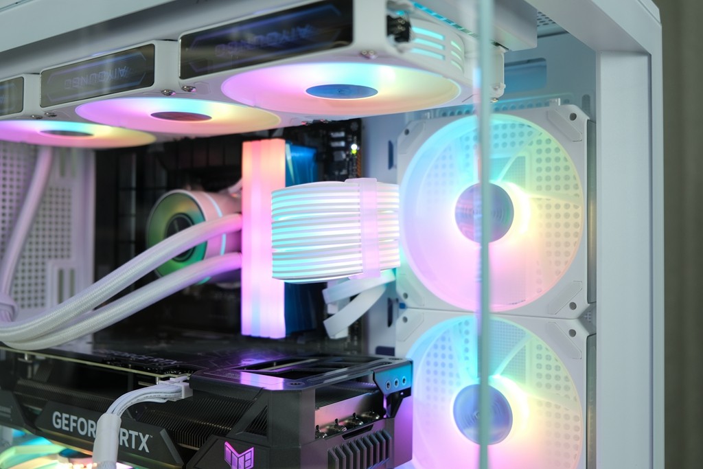 爱国者星璨岚机箱安装240水冷案例,爱国者海景房星璨机箱搭配