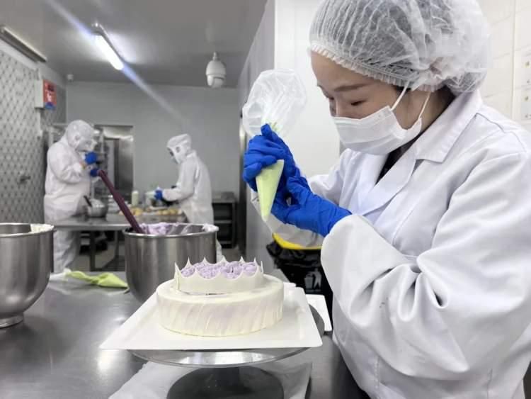 母亲节蛋糕祝福,母亲节蛋糕简短祝福