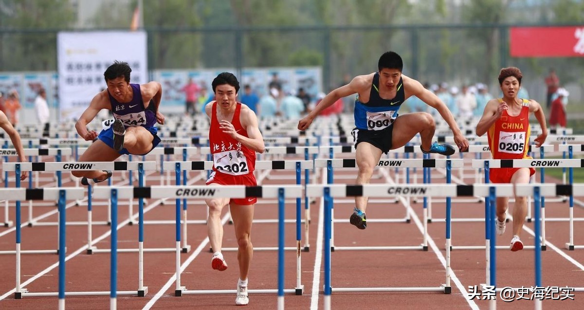 高校军训女生跳舞引争议当事人,高校女生跳舞被批判