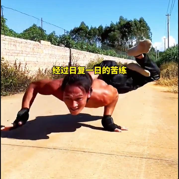 残疾少年练就功夫,残疾小伙蝎子功