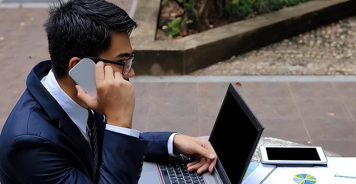 宠物店店主相亲,宠物店店长的故事