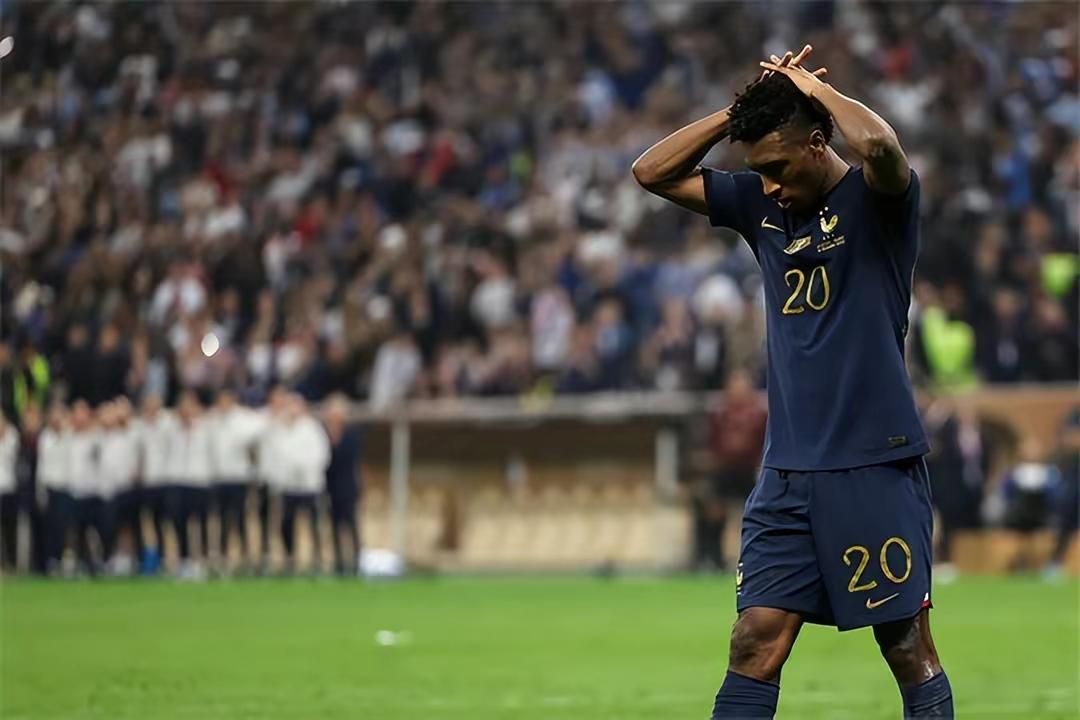 世界杯：法国输球之后抓内鬼？白人球员分功劳，黑人球员遭辱骂
