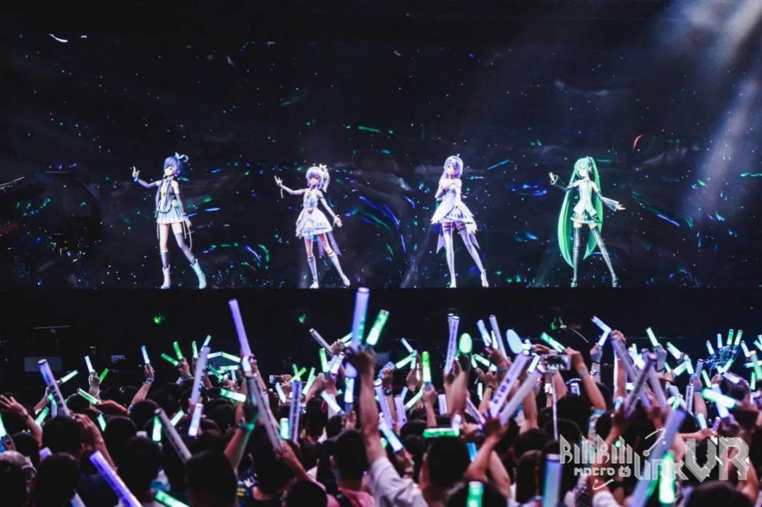 玲娜贝儿为什么要拿一个放大镜,玲娜贝儿流量