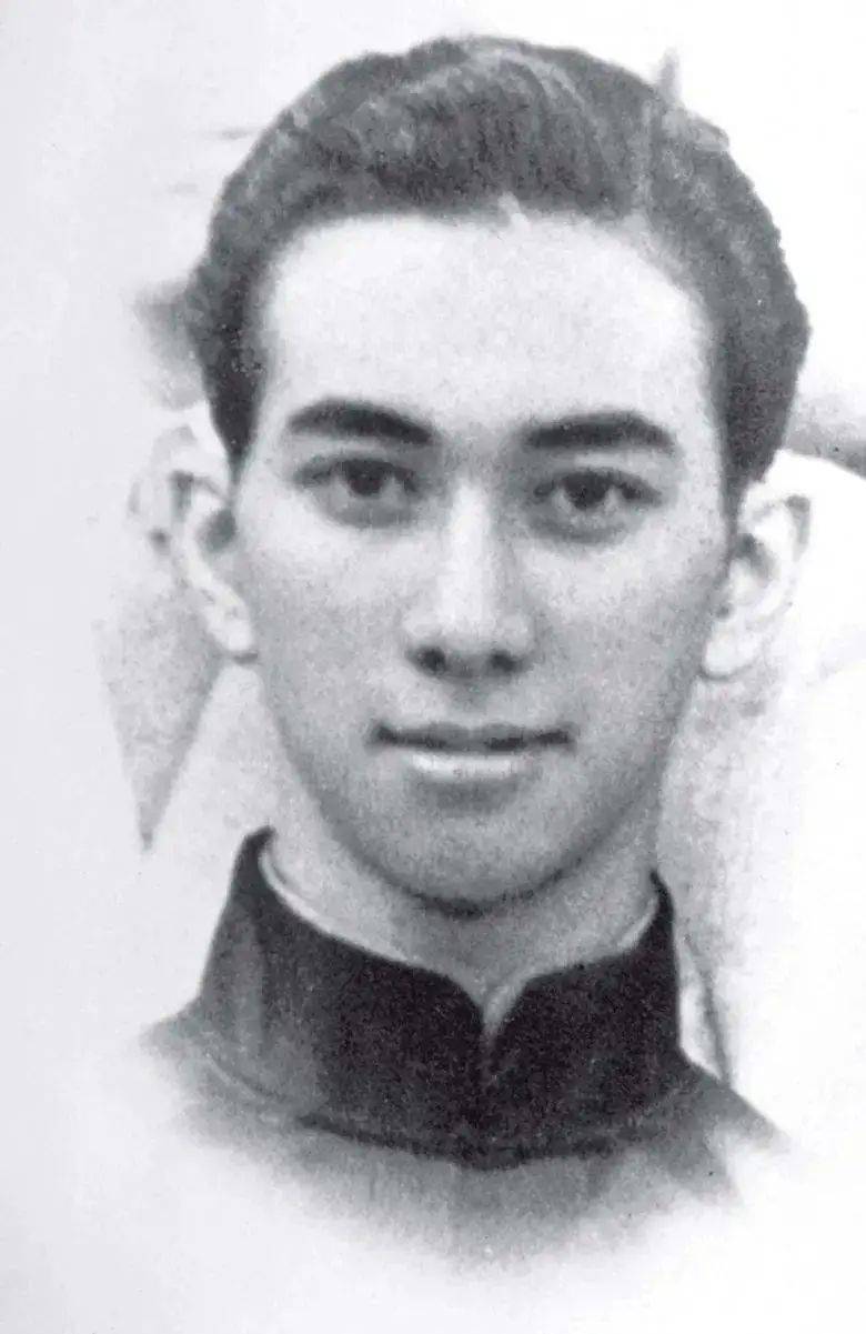 赌王何鸿燊：86万续命针每日一针，800万金丝楠木棺开启世纪葬礼