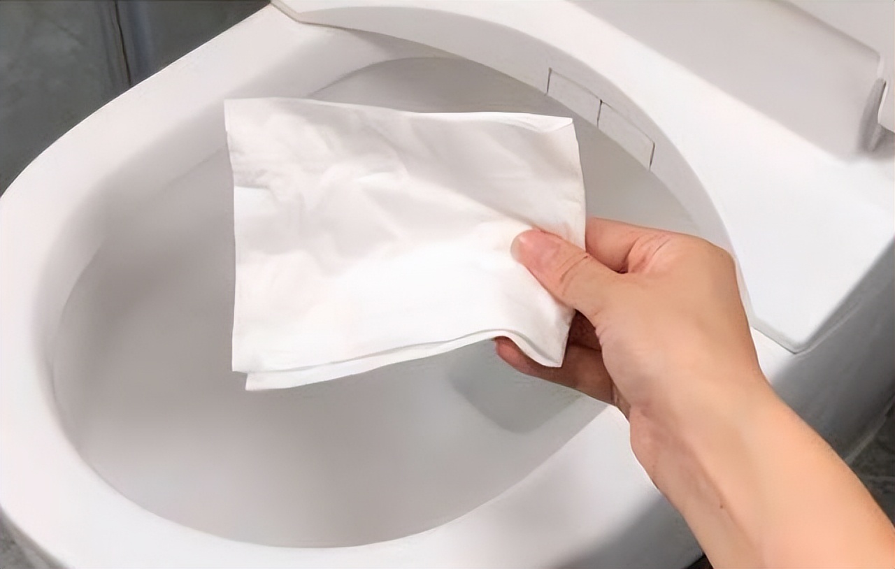 为什么女生在小便后，要用纸擦一下？擦不对了会怎样？告诉你答案