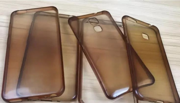 透明手机壳变黄了怎么洗干净,手机壳变黄了怎么洗干净