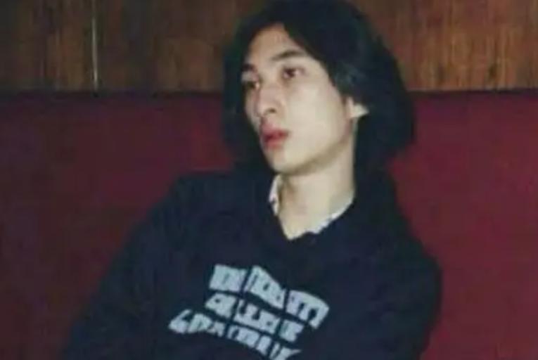 从“纯情少年”到“浪荡公子”，王思聪到底经历了什么？