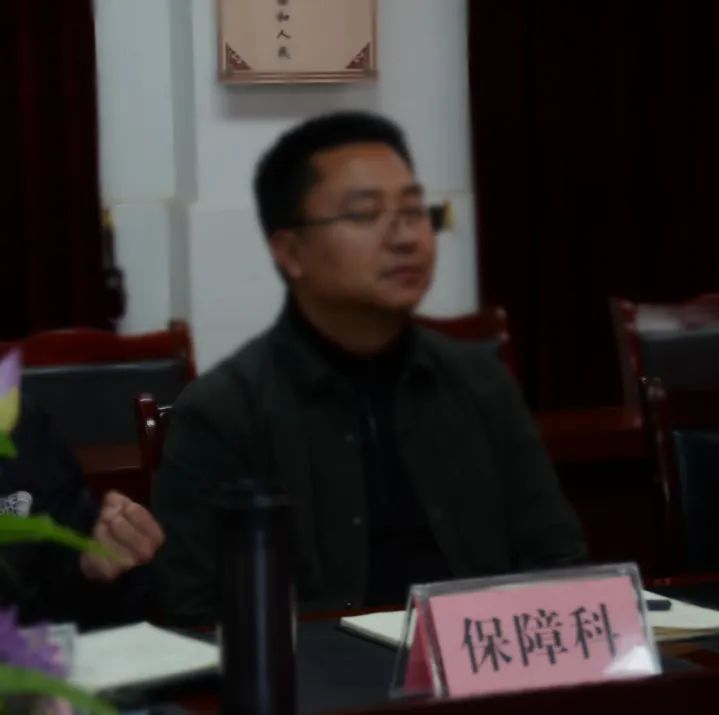 教育局领导到小学指导工作,教育局局长到小学校视察工作简报