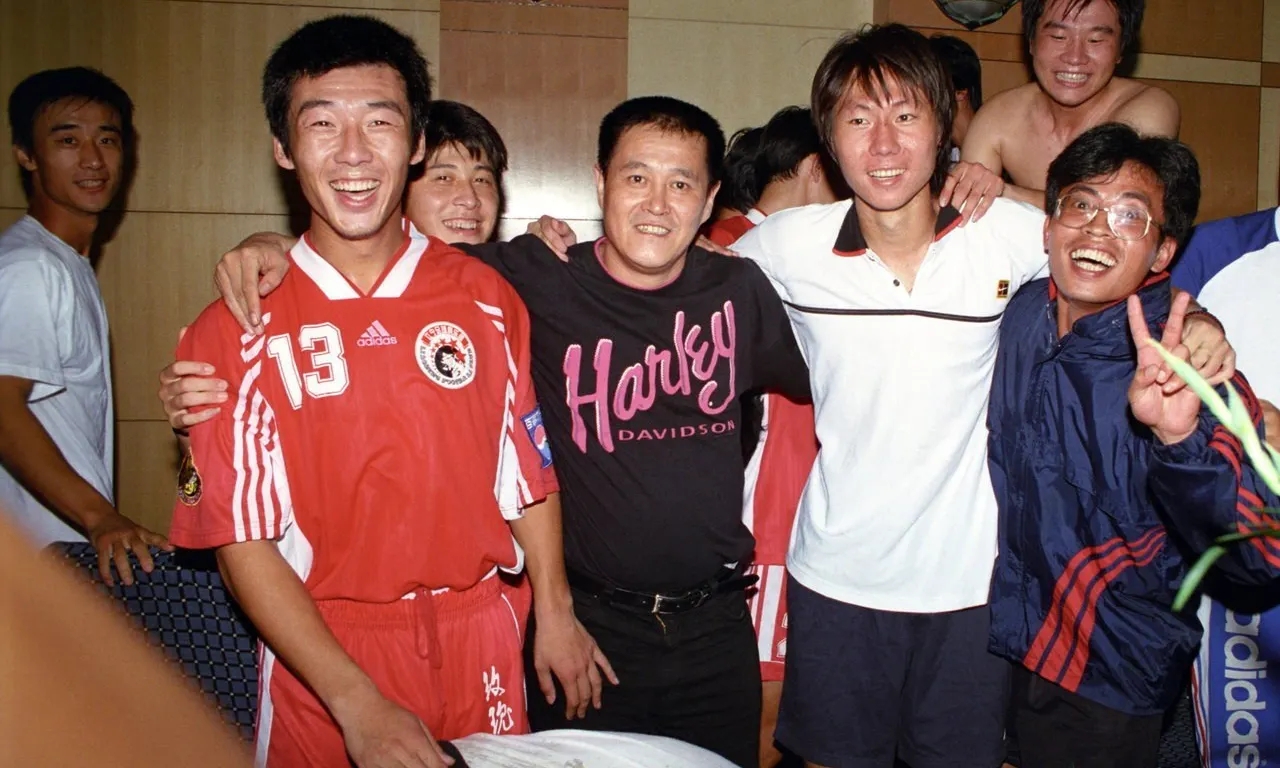 赵本山当年投资辽足,赵本山经营辽足