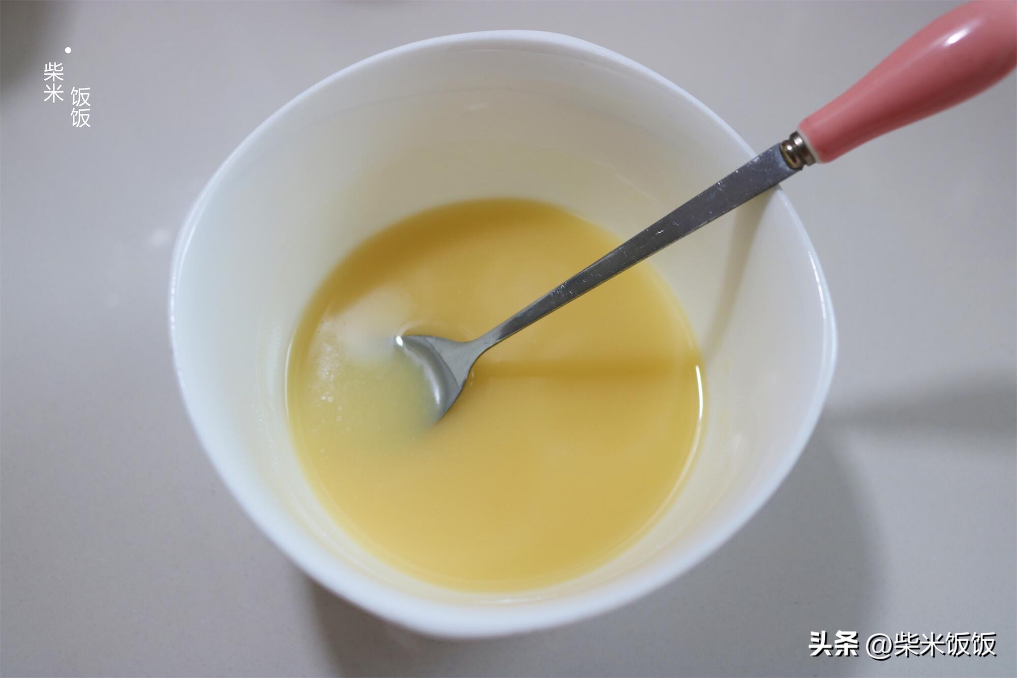 外面酥酥的里面糯糯的紫米饼做法,怎么才能做出酥脆入口即化的米饼