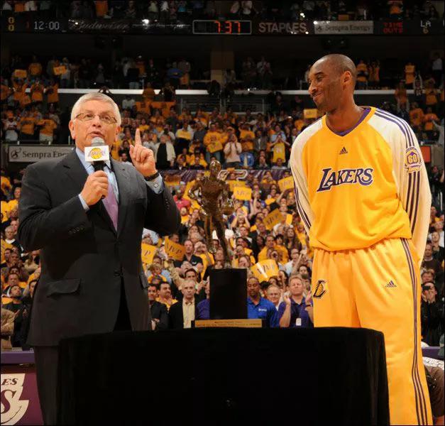 nba科比布莱恩特扣篮,科比布莱恩特中国影响力