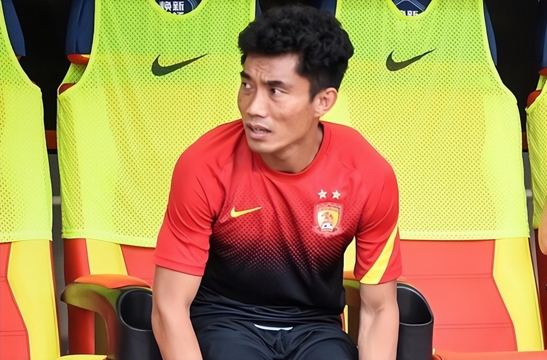 郑智的教练证能执教恒大吗,郑智转型