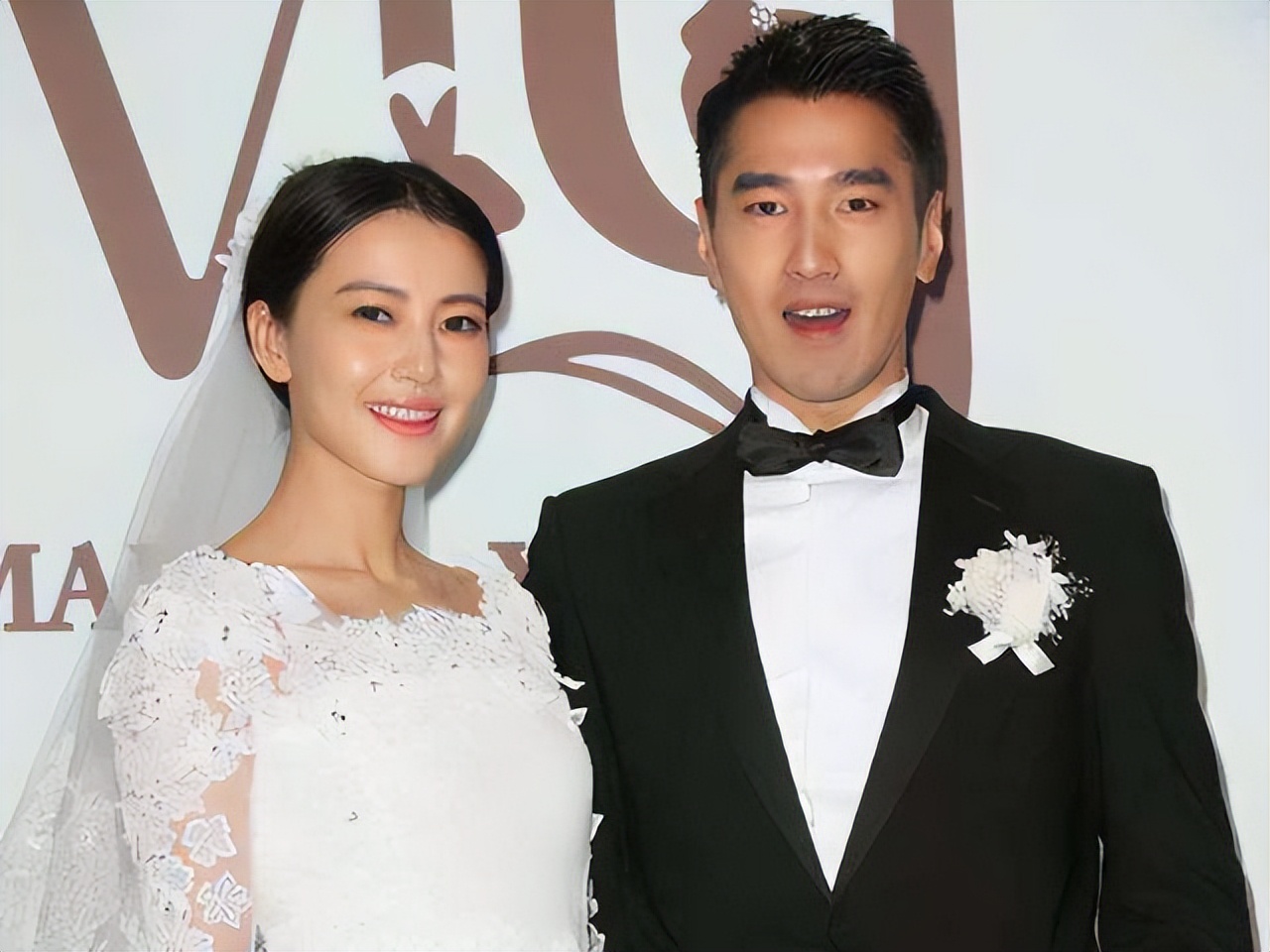 网友炸锅！偶遇高圆圆不得不服风采依旧素颜引起盛赞