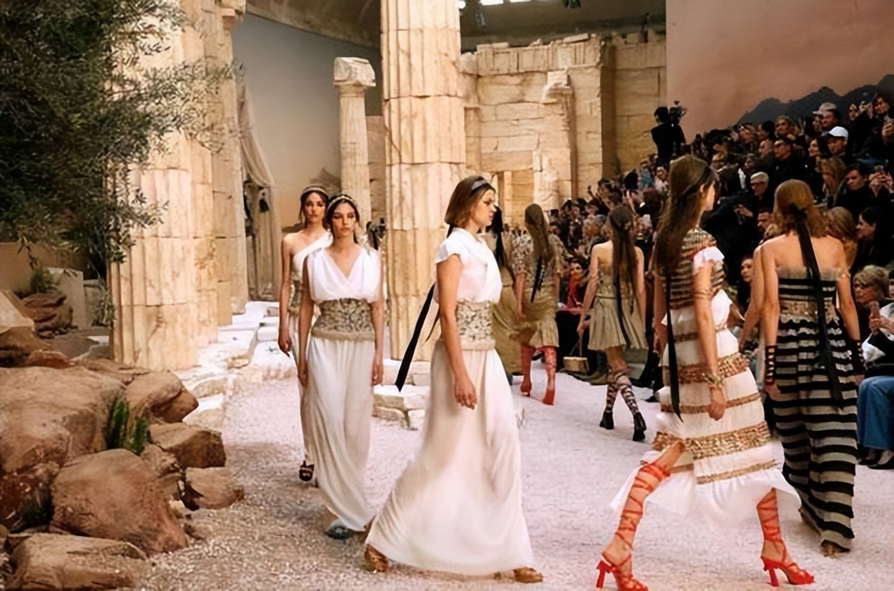 古埃及和古希腊的穿衣时尚，如何成为了现代时装设计的灵感源泉？