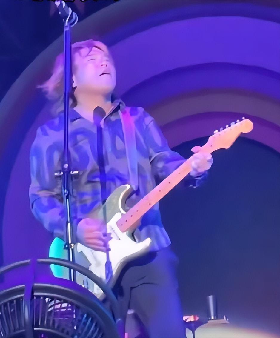 过气歌手演唱会一票难求,过气歌手开演唱会