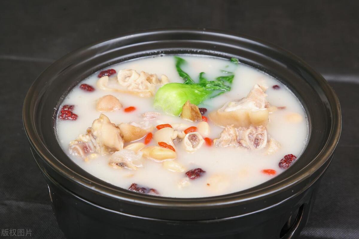 剖腹产坐月子八大危险行为,剖腹产生孩子的那些事儿