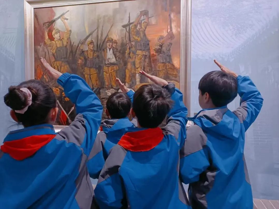 小学缅怀革命先烈主题活动,育才小学开展缅怀先烈