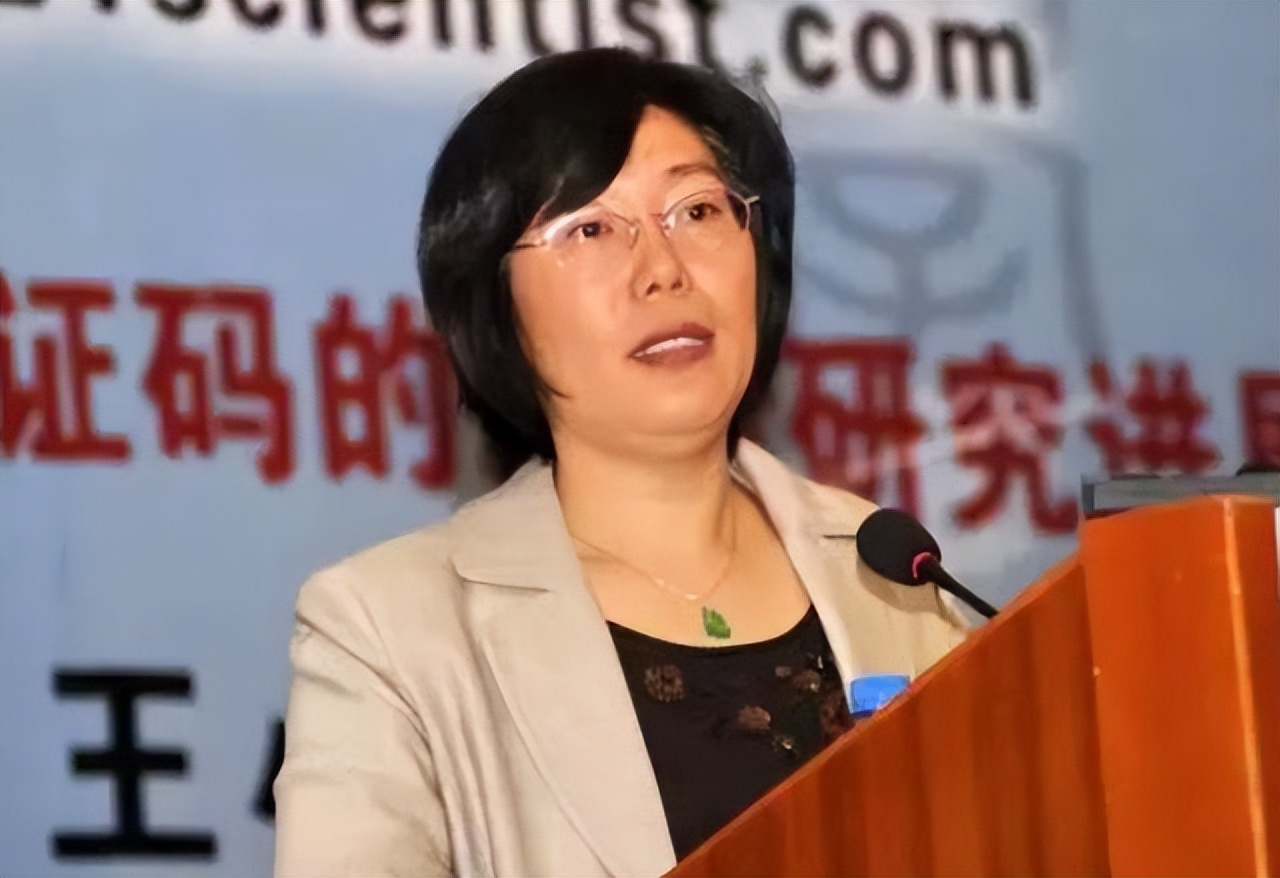 从怀孕到坐月子，她破解美国两大最安全密码，国家授予奖励711万