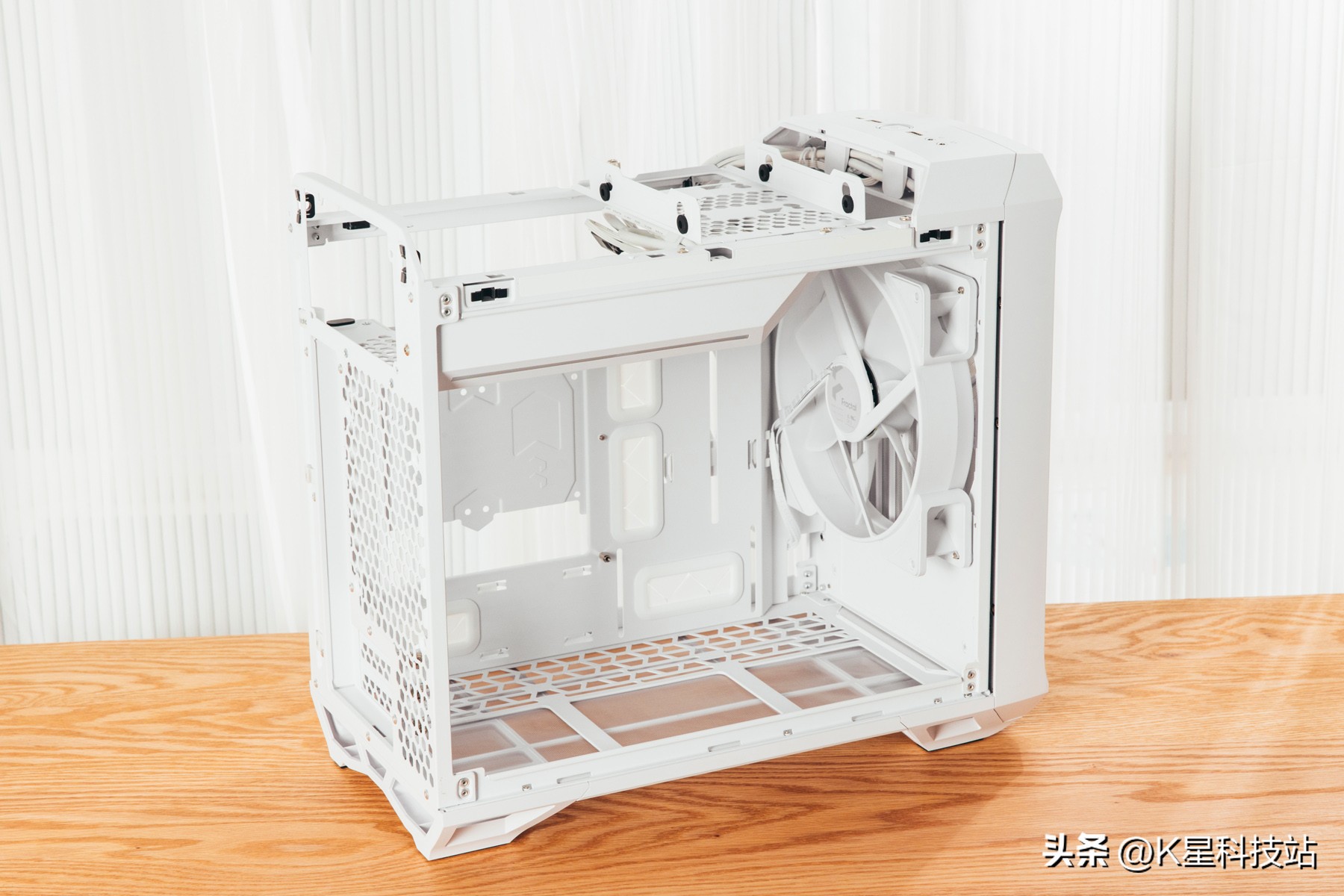 鍗庣strixz270e涓绘澘閰嶄粈涔坈pu鍚堢悊,鍗庣鏃楄埌670e涓绘澘璇勬祴