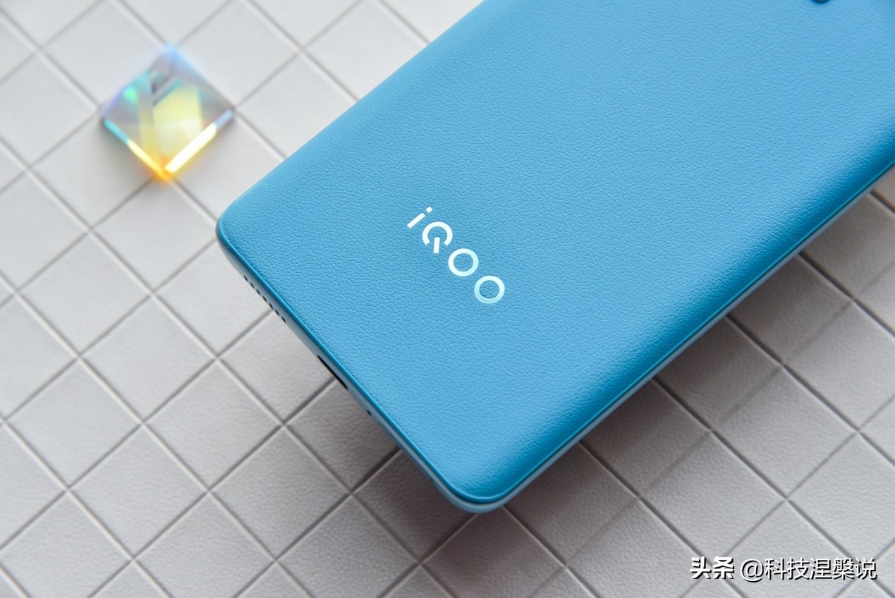 iqooneo6官宣这款手机值得等吗,iqooneo6怎么样把游戏发挥到极致