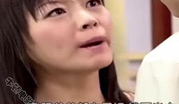 禁忌慾望：深夜影院里的诱惑镜头