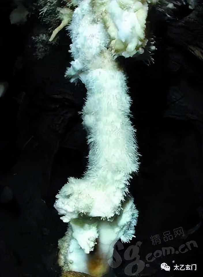 北京八奇洞显圣龙潭,最近发现的最大溶洞