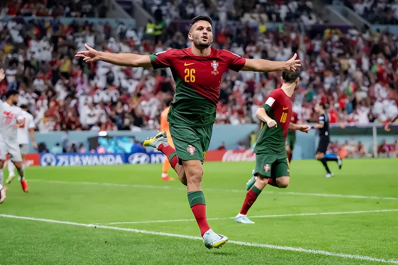 葡萄牙主帅桑托斯谈87分钟换人,葡萄牙教练桑托斯辞职了吗