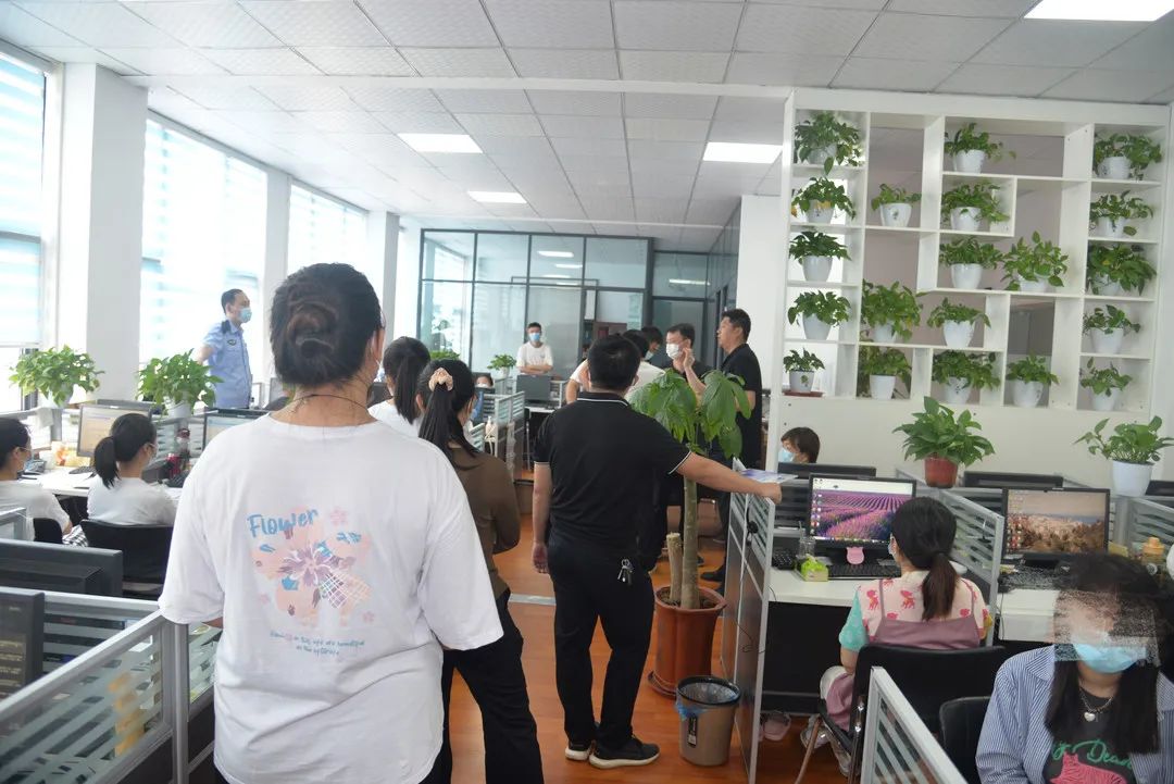 郑州警方打掉一诈骗团伙,河南警方上半年打掉网络诈骗窝点