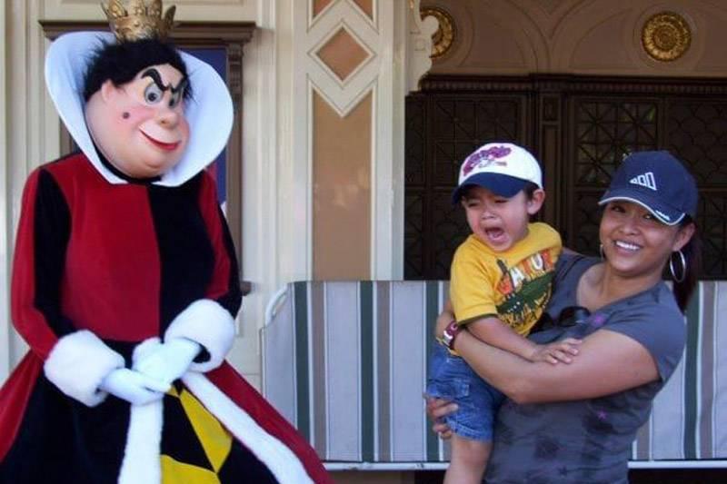 废弃迪士尼乐园吓人的照片,迪士尼乐园合拍照片