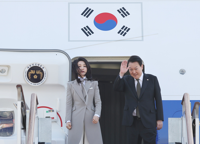 韩第一夫人访美韩服造型,韩第一夫人着装